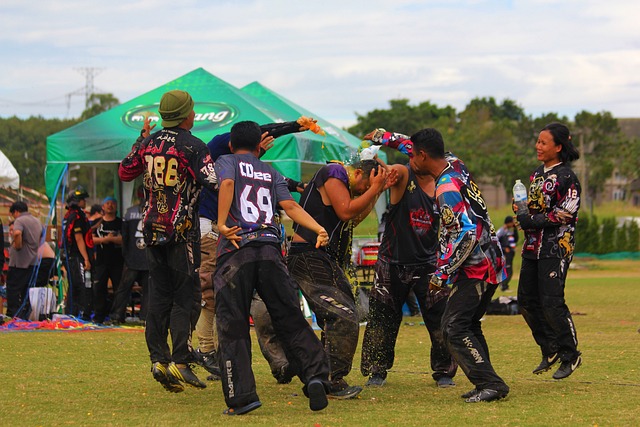 凝聚力與默 凝聚力與默