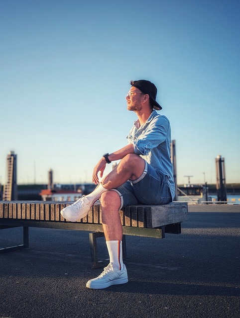 人事变动 人事变动